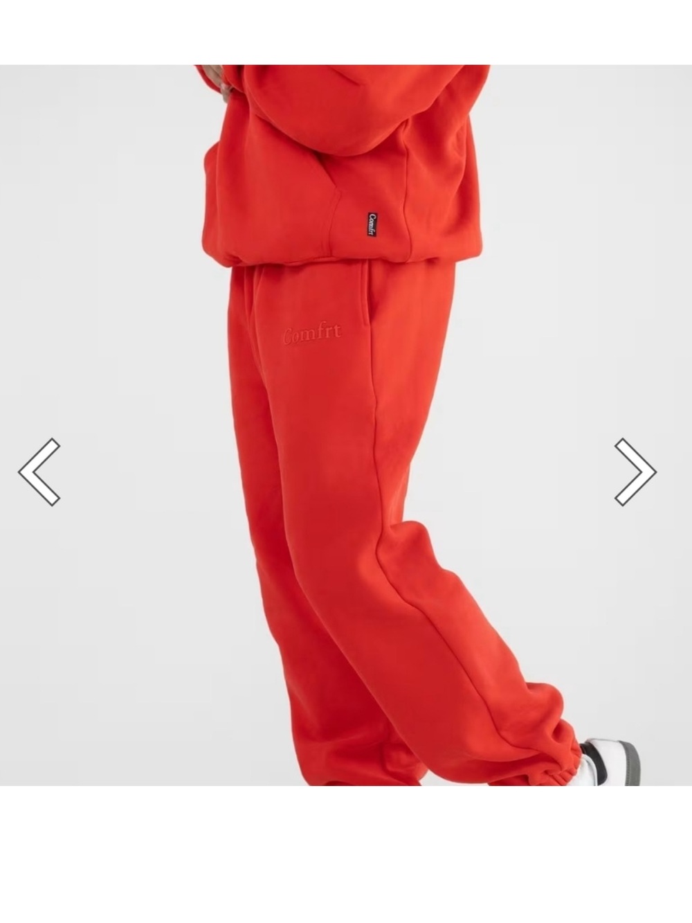 Comfrt Red Fleece Unisex Sweatpants Size: Large (Gently Worn)